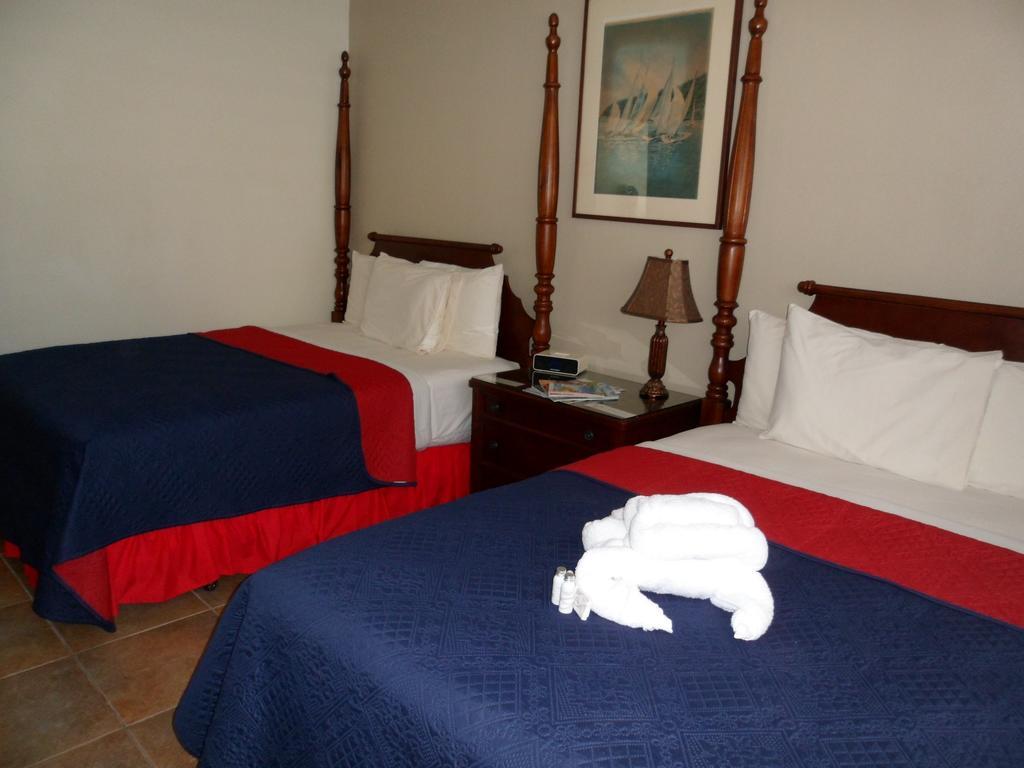 Parador Turtle Bay Inn ラ・パルグエラ エクステリア 写真